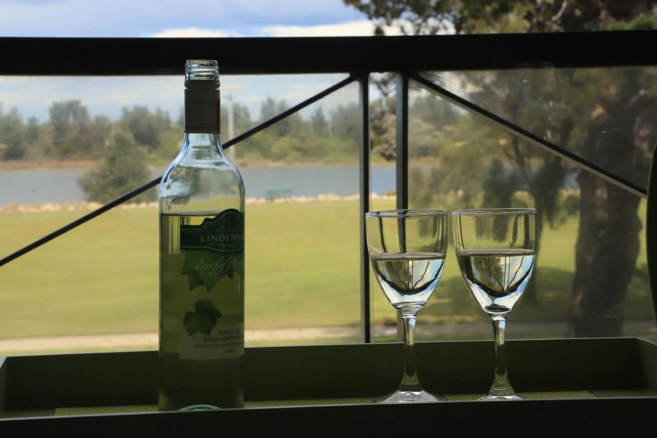 Sea Breeze On The Esplanade Villa Lakes Entrance Luaran gambar